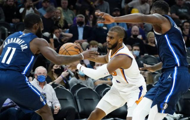 开云体育下载-太阳斩获10连胜直追勇士 布克直言季后赛才是目标